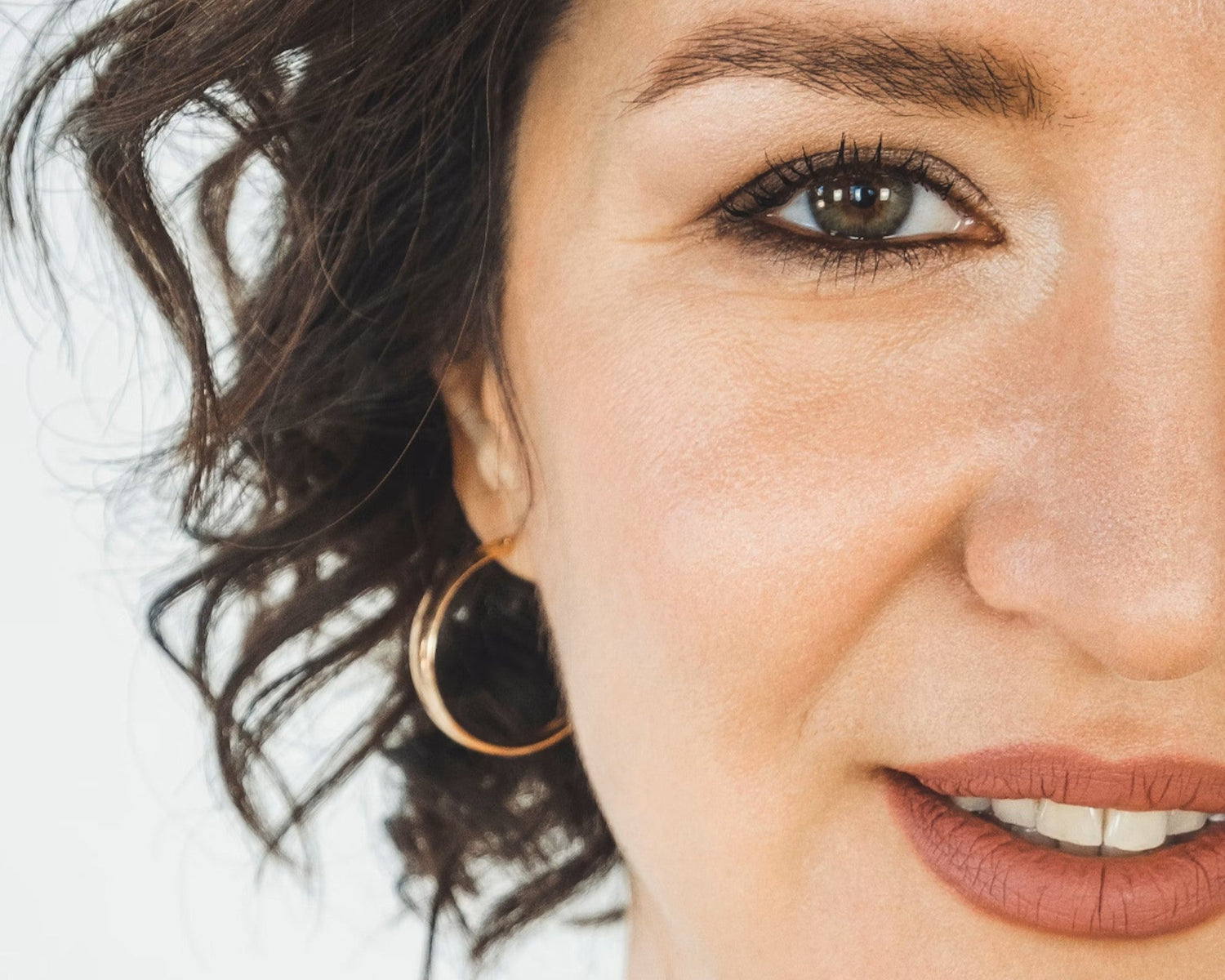 Lightweight, clean, and non-greasy